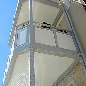 geschlossene Füllung A+G Metallbau Balkonsysteme Balkonerweiterungen Balkonspezialisten