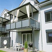 Glasfüllung A+G Metallbau Balkonsysteme Balkonerweiterungen Balkonspezialisten