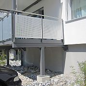 Lochblechfüllung A+G Metallbau Balkonsysteme Balkonerweiterungen Balkonspezialisten