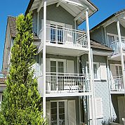 Balkone mit Staketengeländer A+G Metallbau Balkonsysteme Balkonerweiterungen Balkonspezialisten