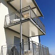 Balkone mit Staketengeländer A+G Metallbau Balkonsysteme Balkonerweiterungen Balkonspezialisten