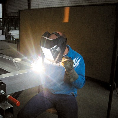 Fertigung Zusammenbau A+G Metallbau Balkonsysteme Balkonerweiterungen Balkonspezialisten Fertigung Zusammenbau A+G Metallbau Balkonsysteme Balkonerweiterungen Balkonspezialisten